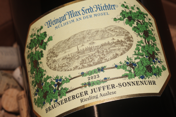 2023 Brauneberger Juffer Sonnenuhr Auslese Doppelmagnum | fruchtsüß